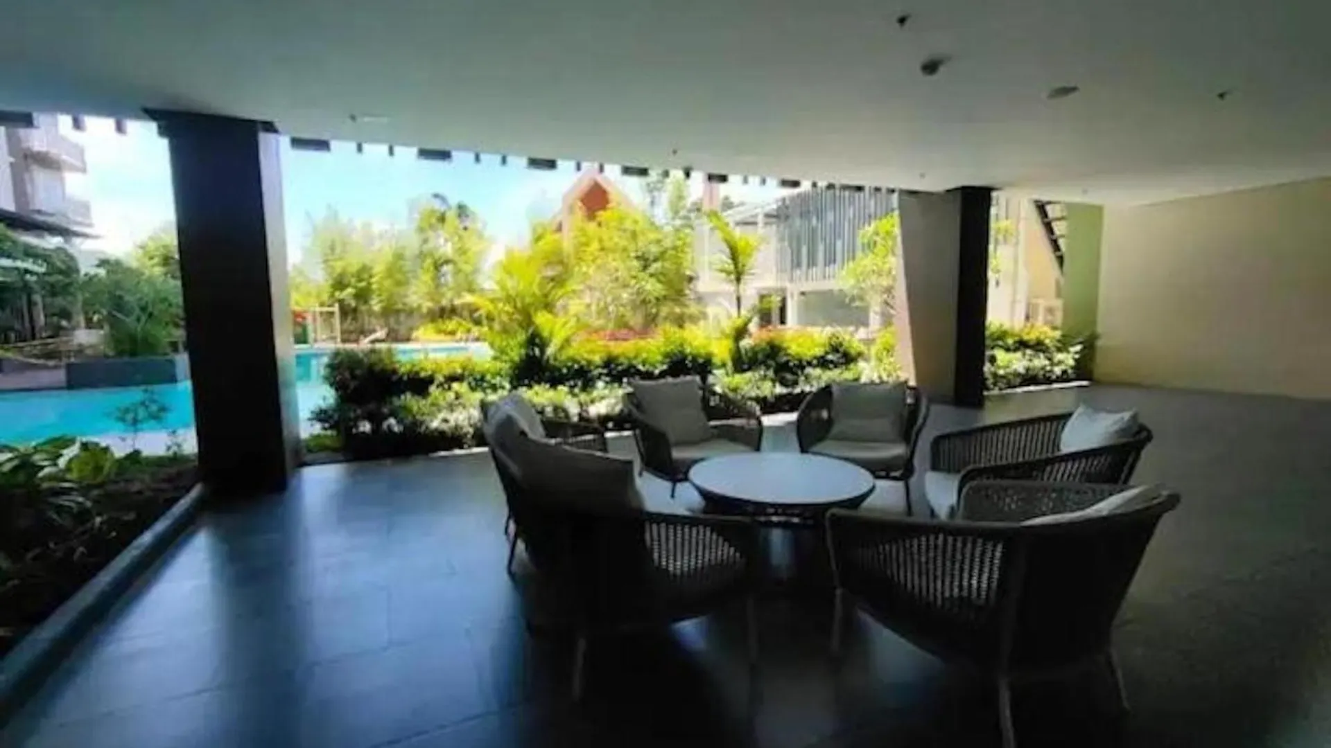Messatiera Condo - Urbansol Stay Davao City
